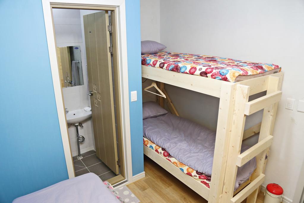 Op 102 Guesthouse Kjongdzsu Kültér fotó