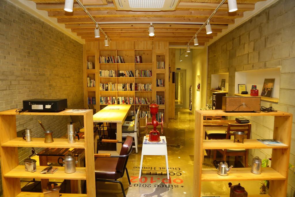 Op 102 Guesthouse Kjongdzsu Kültér fotó