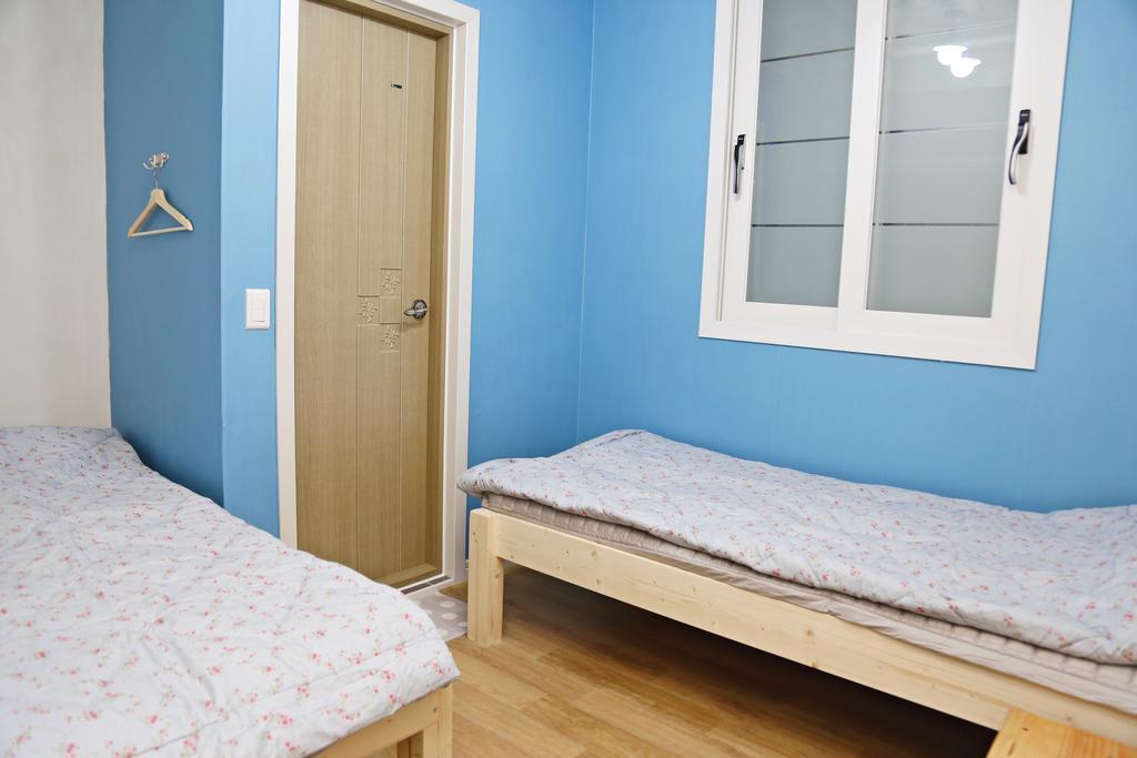 Op 102 Guesthouse Kjongdzsu Kültér fotó